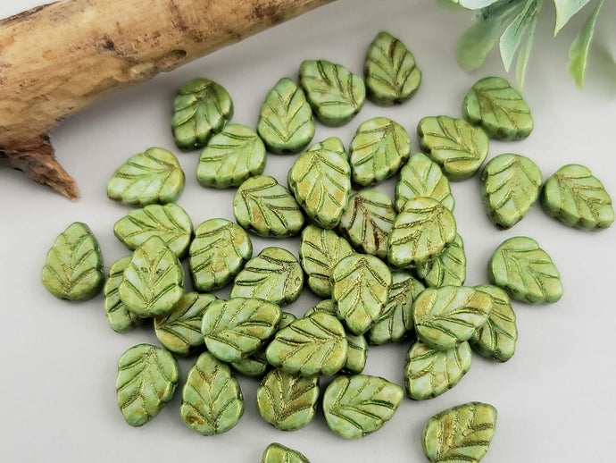 Sage Green Bronze Wash - Mint Czech Leaves - 10x8mm - 15pcs